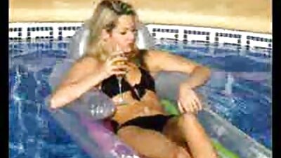 اسمع افلام سكس رومانسيه كامله ناضجة شقراء إميلي مارس الجنس في الكلب نمط